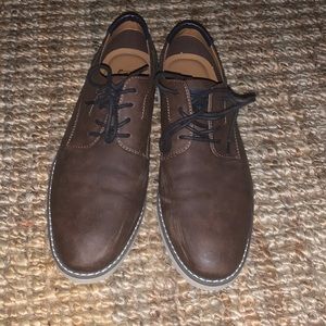 Men’s dress shoes
